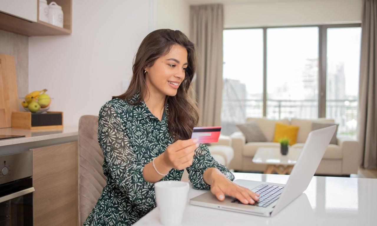 Wells Fargo Active Cash vs. Citi Double Cash: Which 2% Back Card Is Better? Wells Fargo Active Cash vs. Citi Double Cash: Which 2% Back Card Is Better?